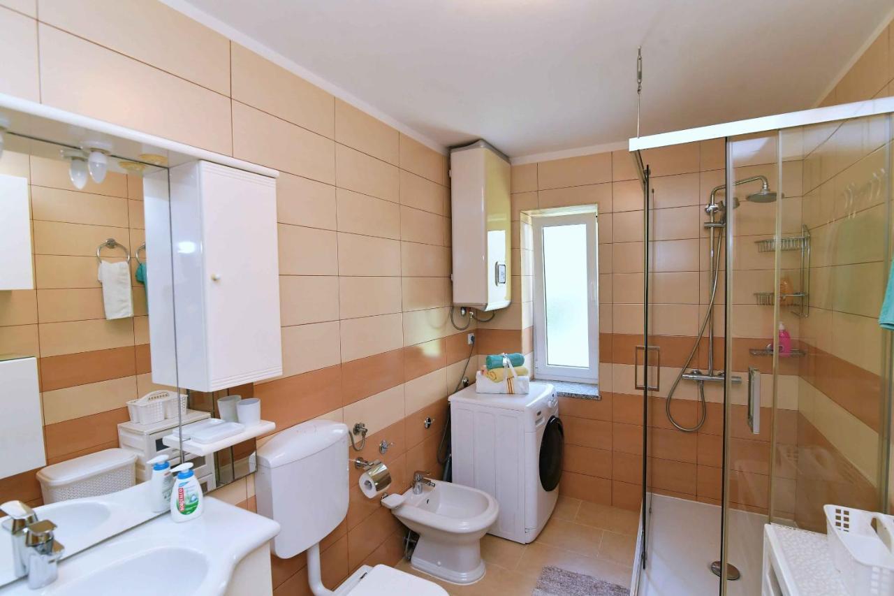 Apartment Leon Opatija Eksteriør billede